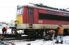 Vykolejená lokomotiva 242 209-5 - foto Jan Šedivý