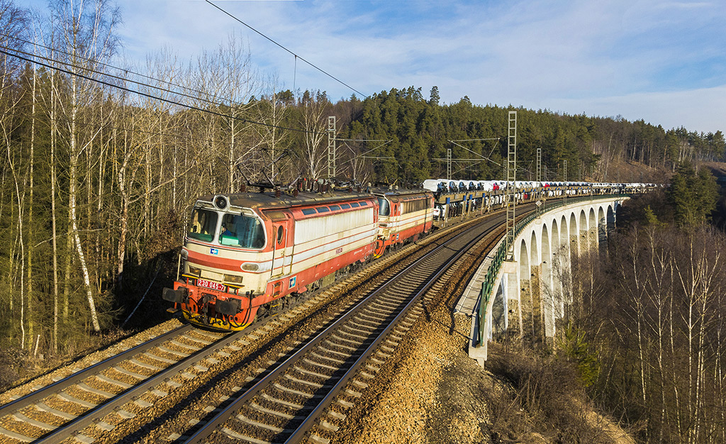 230.045-7 + 230.028-3