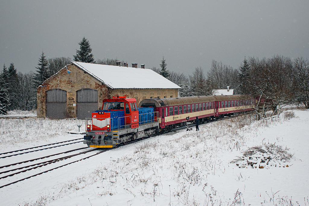 714.014-8 + 742.113-4
