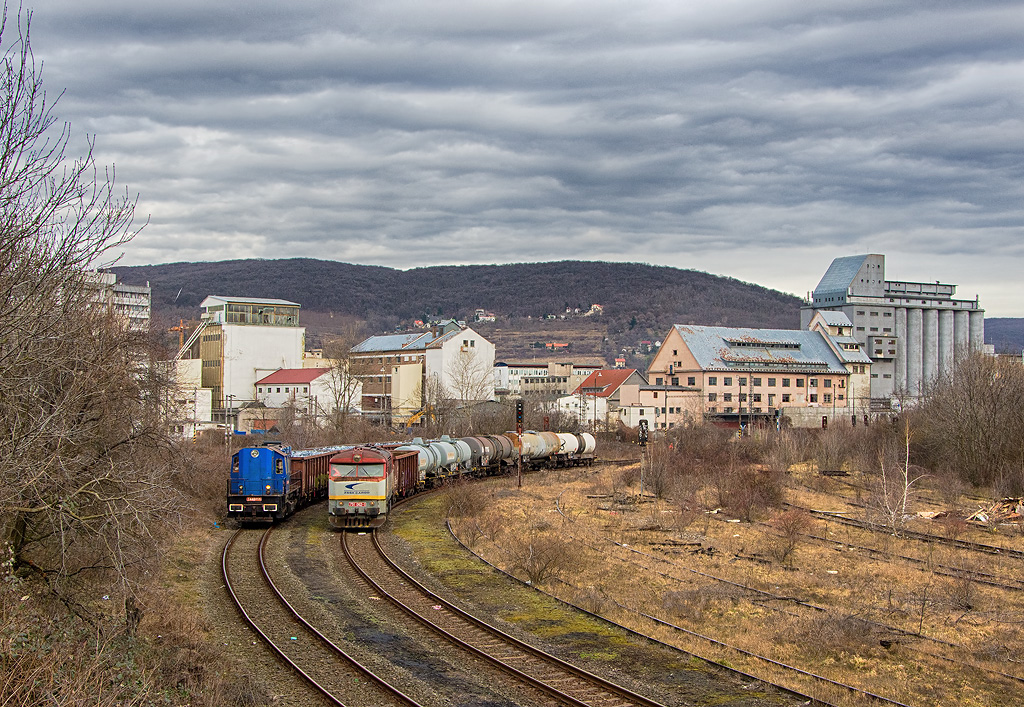 T 448.0535 + 751.062-1