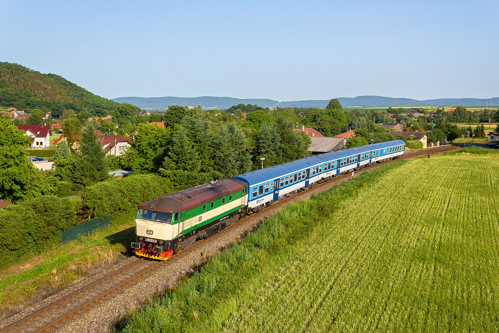 749.264-8