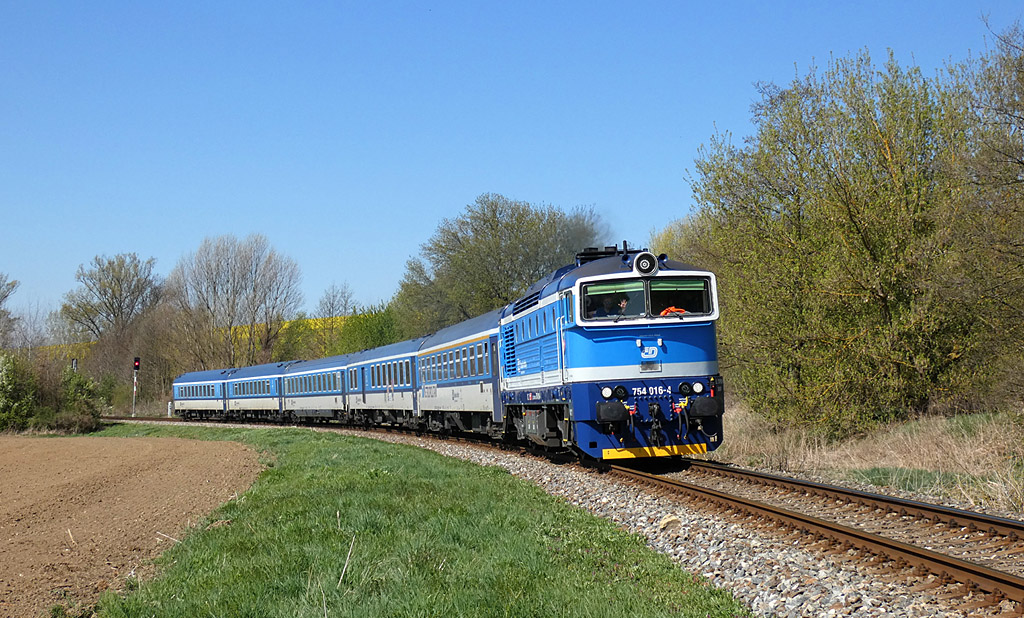 754.016-4