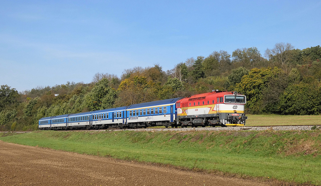 754.012-3