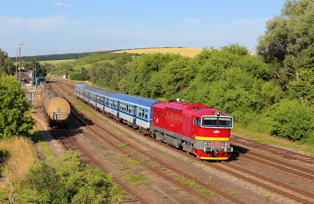 754.067-7