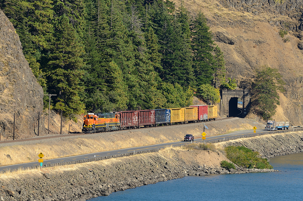 BNSF 2591 + 2706