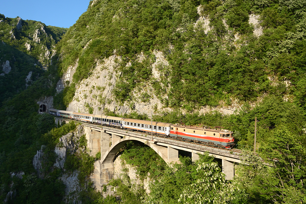 461-043