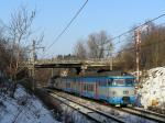 Electric multiple units and railcars