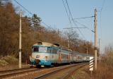 Electric multiple units and railcars