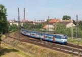 Electric multiple units and railcars