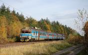 Electric multiple units and railcars
