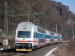 Electric multiple units and railcars