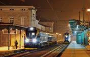 Electric multiple units and railcars