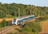 Electric multiple units and railcars