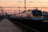 Electric multiple units and railcars