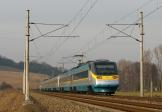 Elektrotriebwagen und -züge 