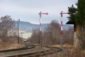 Diesel multiple units and railcars