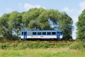 Diesel multiple units and railcars