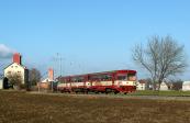 Diesel multiple units and railcars