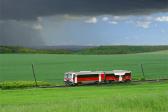 Diesel multiple units and railcars