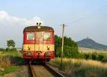 Diesel multiple units and railcars