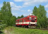 Diesel multiple units and railcars