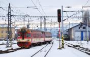Diesel multiple units and railcars