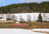 Diesel multiple units and railcars