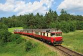 Diesel multiple units and railcars