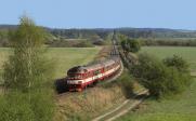 Diesel multiple units and railcars