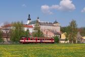 Verbrennungstriebwagen und -züge