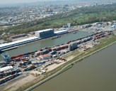 Letecký pohled na přístav